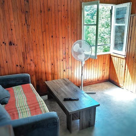 Appartement Privatif En Bord De Riviere Фижак Экстерьер фото
